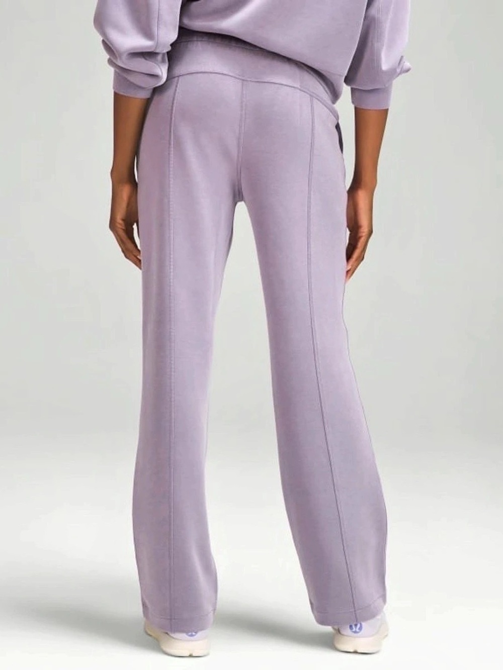 lululemon Scuba Mid-Rise Wide-Leg Sweatpants Purple ash sz 0 - Picture 2 of 9